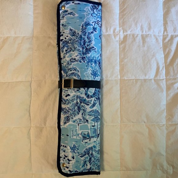 NEW Lilly Pulitzer GWP Grill Set - Picture 5 of 5